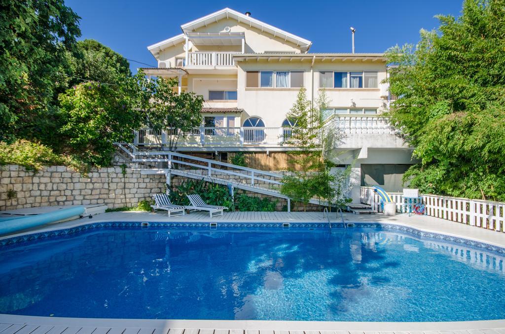 Ha'Seuda Ha'Achrona Suites Amirim Zewnętrze zdjęcie